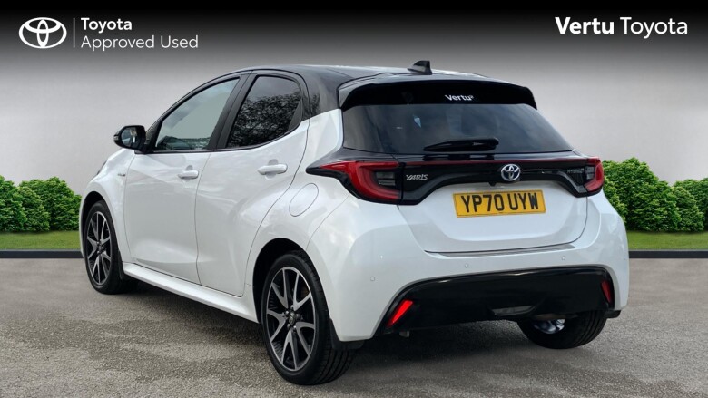 Toyota Yaris 1.5 Hybrid Dynamic 5dr CVT Hybrid Hatchback